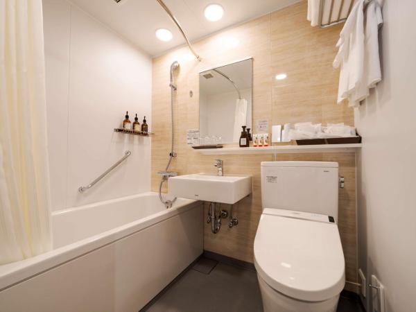 Best Western Plus Fukuoka Tenjin-minami : photo 5 de la chambre quadruple room with four single beds