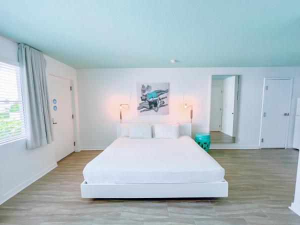 Aqua Hotel : photo 1 de la chambre studio lit king-size deluxe - accessible aux personnes à mobilité réduite