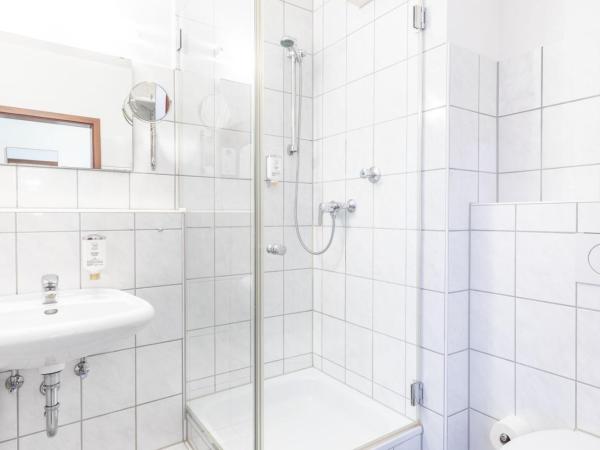 acora Düsseldorf Living the City - Apartments : photo 4 de la chambre appartement supérieur