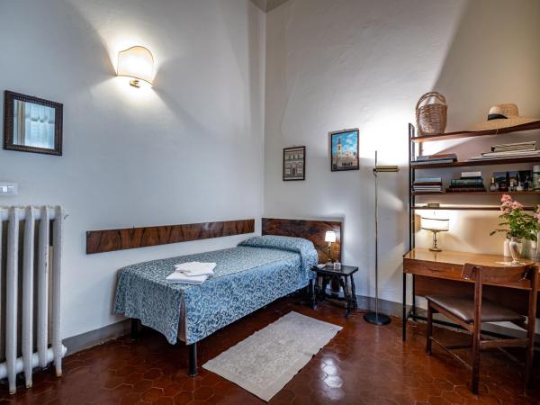 A Casa di Lilli : photo 2 de la chambre chambre double ou lits jumeaux avec salle de bains privative externe