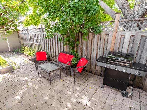 Cozy 5 Bedroom House in Downtown Toronto by GLOBALSTAY : photo 2 de la chambre maison 5 chambres