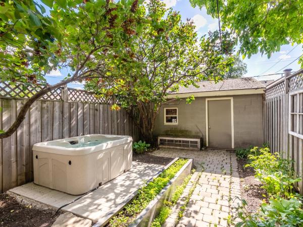 Cozy 5 Bedroom House in Downtown Toronto by GLOBALSTAY : photo 3 de la chambre maison 5 chambres