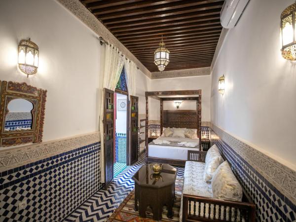 Dar Hafsa : photo 3 de la chambre chambre double deluxe avec baignoire