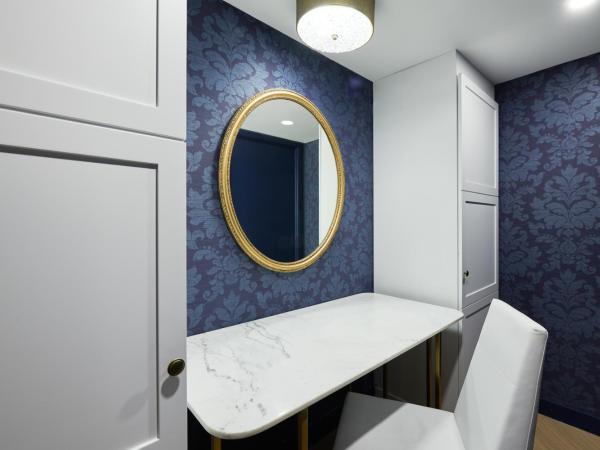 Pantages Hotel Toronto Centre : photo 5 de la chambre suite lit king-size signature pantages