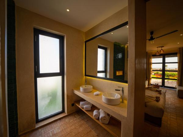 BABERRIH Hôtel Hospitality Palaces & Resorts : photo 7 de la chambre suite junior - vue sur mer