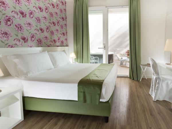 Rimini Suite Hotel : photo 1 de la chambre chambre double de luxe 