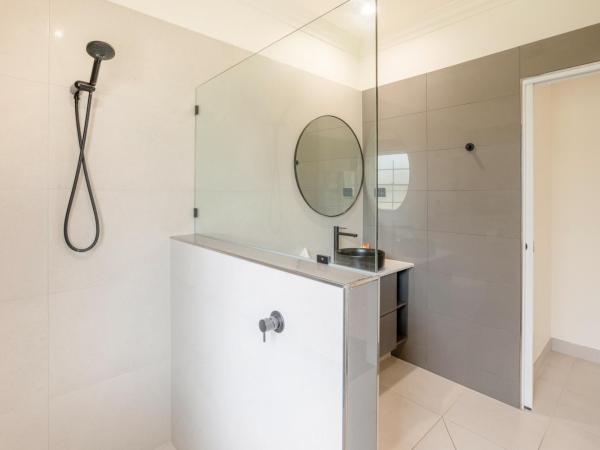 Coopers Colonial Motel : photo 10 de la chambre appartement 2 chambres