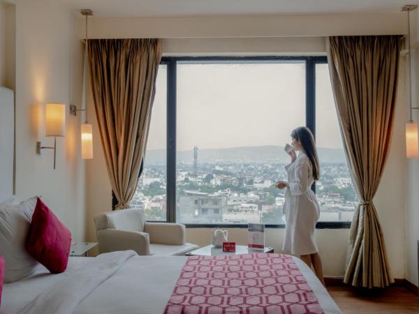 Ramada by Wyndham Jaipur North : photo 3 de la chambre 1 king bed, premier aravalli view, non-smoking
