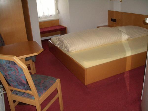 Gasthof zur Sonne : photo 1 de la chambre chambre simple - bâtiment principal