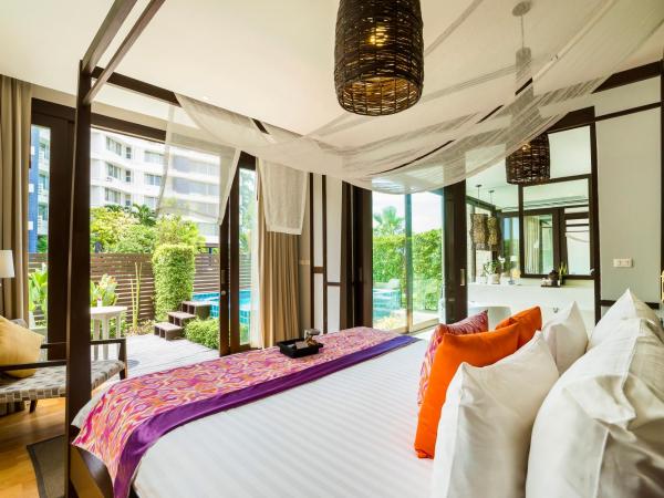 The Rock Hua Hin Beachfront Spa Resort : photo 6 de la chambre  qualia jacuzzi pool villa