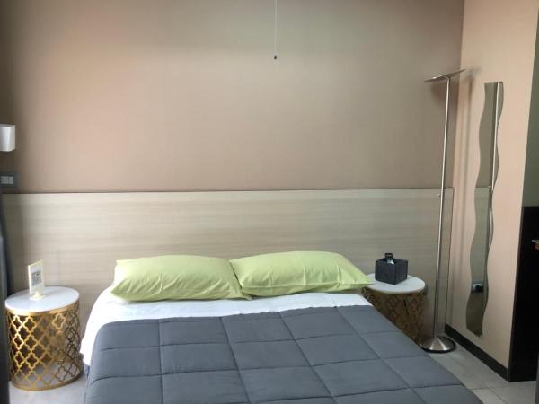 Villa Camilla Milano : photo 7 de la chambre chambre double Économique