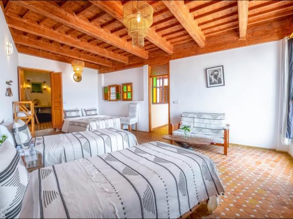 Riad Kafila : photo 5 de la chambre suite familiale deluxe n°1 - vue sur mer