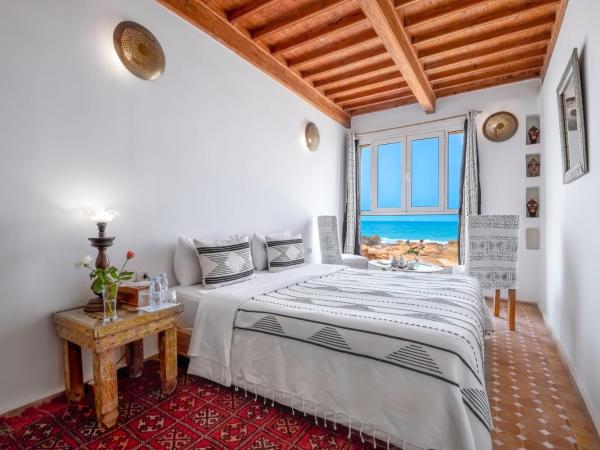 Riad Kafila : photo 1 de la chambre chambre double supérieure n°3 - vue sur mer