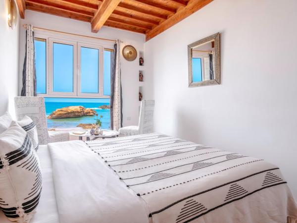 Riad Kafila : photo 5 de la chambre chambre double supérieure n°3 - vue sur mer