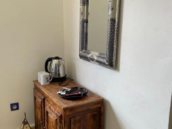 Yousurf Surf House : photo 9 de la chambre suite junior avec terrasse