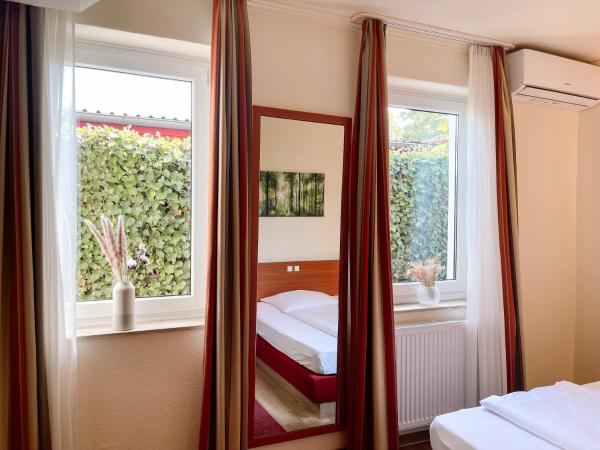 Hotel Falk : photo 3 de la chambre chambre simple confort