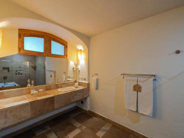 Casa De Sierra Azul : photo 8 de la chambre chambre double avec baignoire spa