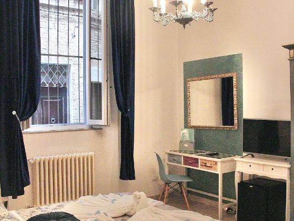 B&B Le Camere di Livia : photo 3 de la chambre chambre double