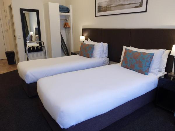 Gilmer Apartment Hotel : photo 8 de la chambre chambre lits jumeaux standard