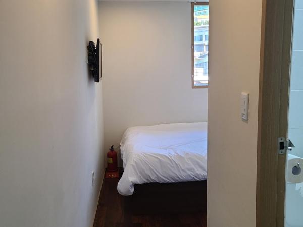 Well Plus Guest House : photo 9 de la chambre chambre double - vue sur montagne
