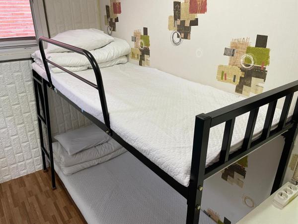 Chloe Hostel : photo 5 de la chambre chambre lits jumeaux standard