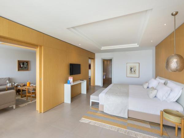 Royal Azur Thalassa : photo 2 de la chambre suite avec jacuzzi
