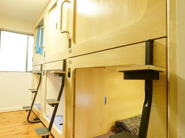 PodBed Coogee Beachside : photo 3 de la chambre pod in mix dormitory (18-35 age only)