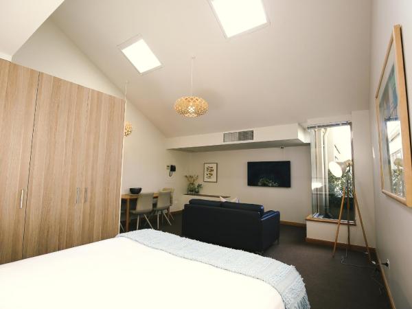 Salamanca Inn : photo 4 de la chambre suite lit queen-size deluxe