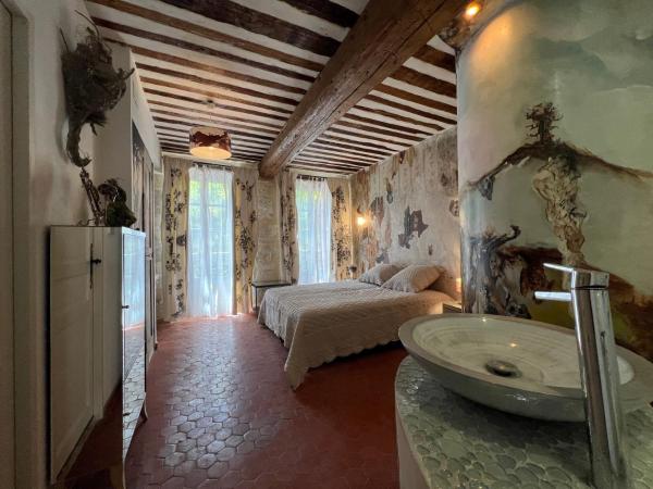 Le Regardeur : photo 8 de la chambre chambre double avec salle de bains privative