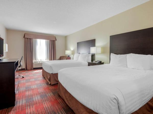 Best Western Plus Red Deer Inn & Suite : photo 2 de la chambre chambre avec 2 grands lits queen-size 