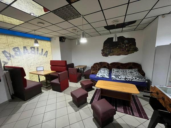 U Betty - Ostrava Centrum : photo 9 de la chambre studio avec canapé-lit