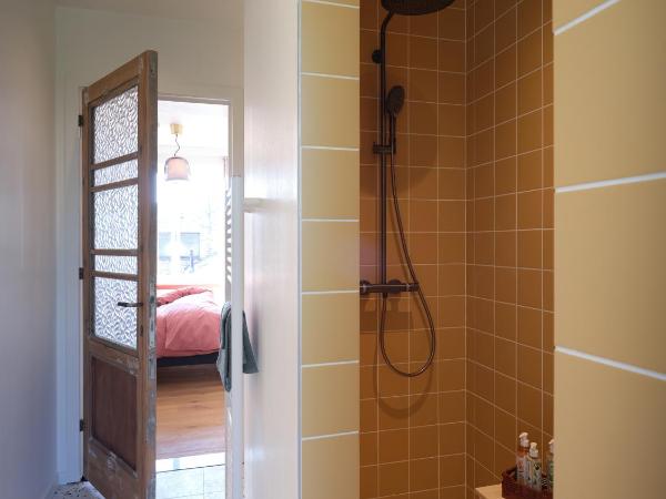 Rûte - Bed no Breakfast : photo 7 de la chambre chambre double avec salle de bains privative