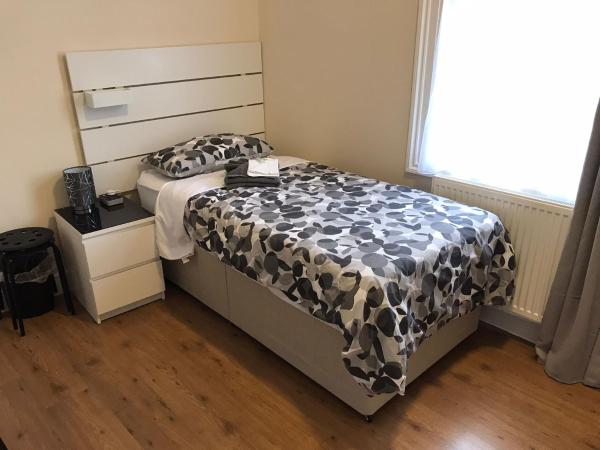 WIllesden Lodge Guest House : photo 7 de la chambre chambre simple