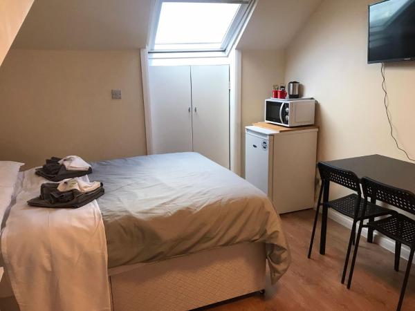 WIllesden Lodge Guest House : photo 6 de la chambre chambre double