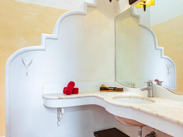 VILLA MERIDA BOUTIQUE HOTEL - Adults Only : photo 5 de la chambre chambre double avec terrasse