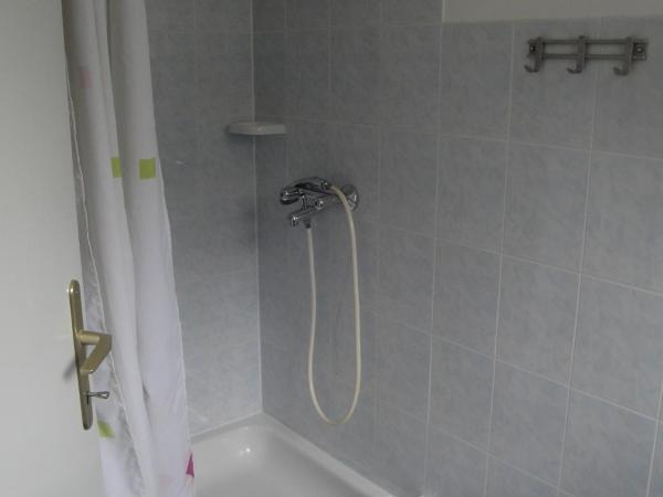 Apartments and rooms by the sea Duce, Omis - 18155 : photo 4 de la chambre appartement 1 chambre avec balcon et vue sur mer