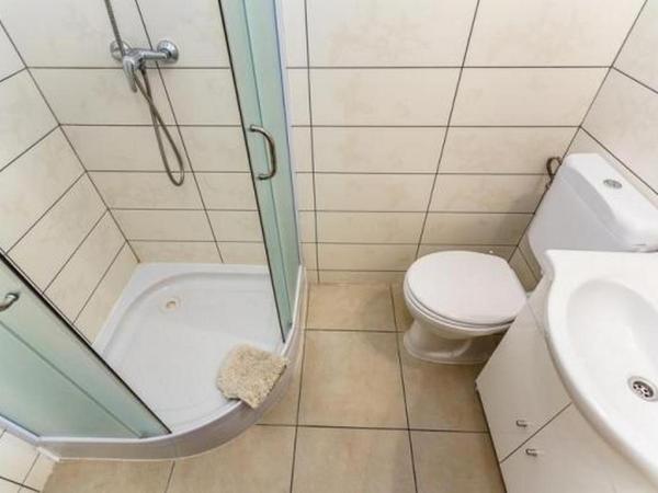 Apartments and rooms with parking space Malinska, Krk - 18193 : photo 4 de la chambre studio avec balcon