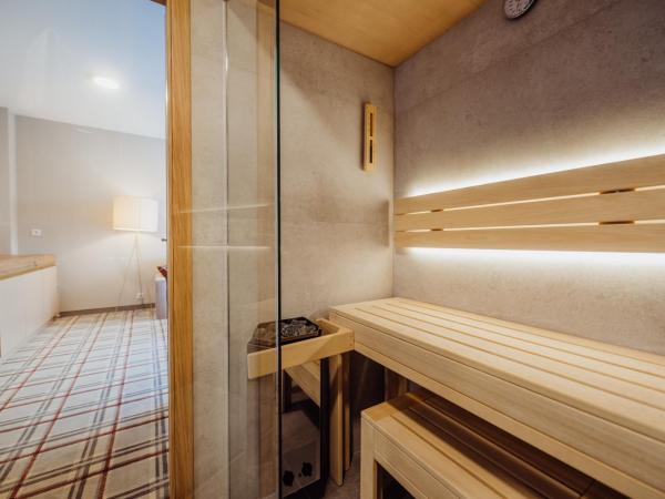 Green Adults : photo 2 de la chambre appartement avec sauna