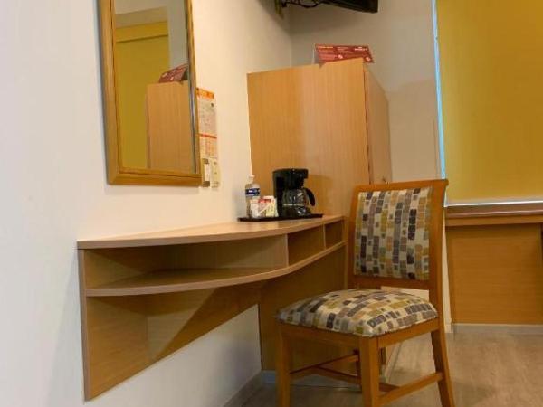 Intercity Zapopan : photo 1 de la chambre chambre double