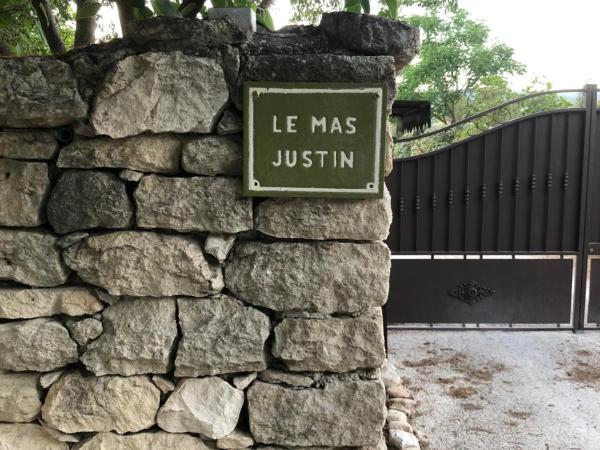 Le Mas Justin : photo 2 de la chambre chambre double deluxe