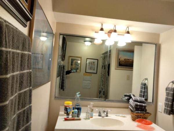 The Art Abbey Bed & Breakfast : photo 3 de la chambre chambre simple avec salle de bains 