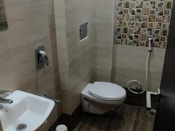 Hotel Suryansh : photo 1 de la chambre chambre lits jumeaux standard