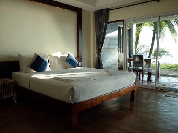 Siam Beach Resort : photo 6 de la chambre standard beachfront ground floor
