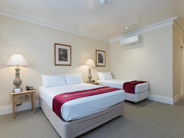 European Hotel : photo 4 de la chambre chambre triple supérieure