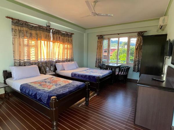 Nanohana Lodge : photo 2 de la chambre chambre double ou lits jumeaux deluxe - vue sur montagne