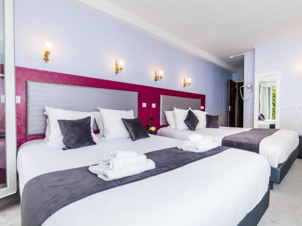 HOTEL DE PARIS MONTPARNASSE : photo 1 de la chambre chambre quadruple - vue sur jardin
