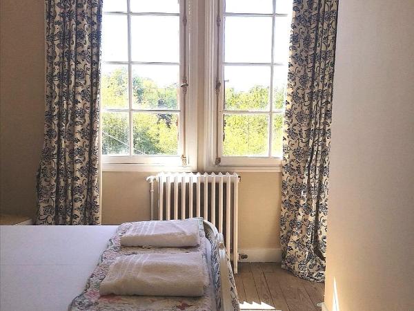 R & R BERGERAC : photo 3 de la chambre chambre double