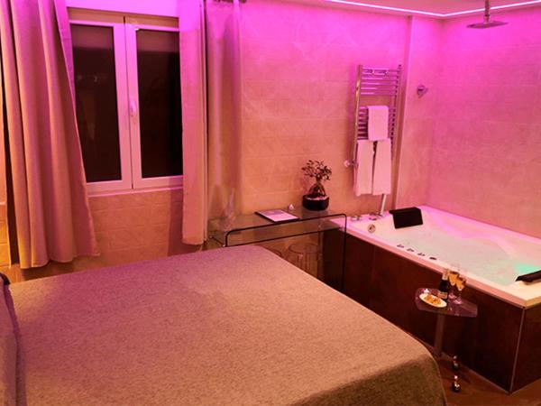 Caballero Errante : photo 4 de la chambre chambre double avec baignoire spa
