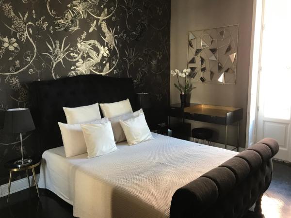 LIPPI 42 Guest House Villa with private garden : photo 4 de la chambre chambre double avec balcon