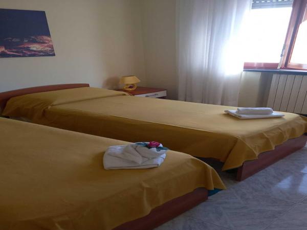 B&B Viale delle Colline : photo 4 de la chambre chambre lits jumeaux